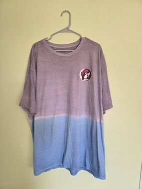 Buc ee's Lavender to Blue Graphic Tee 3XL .  35" Length